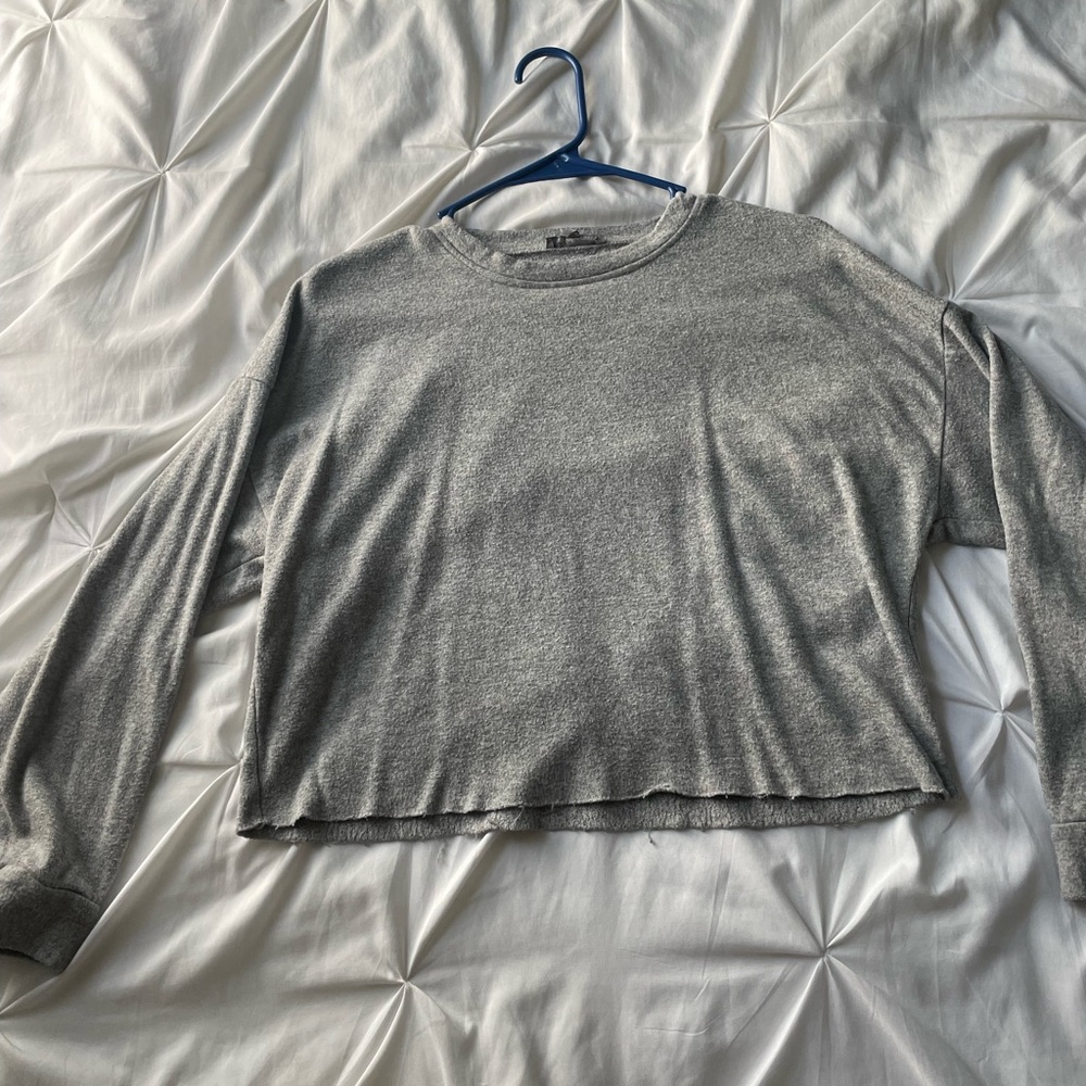 Gray cropped top